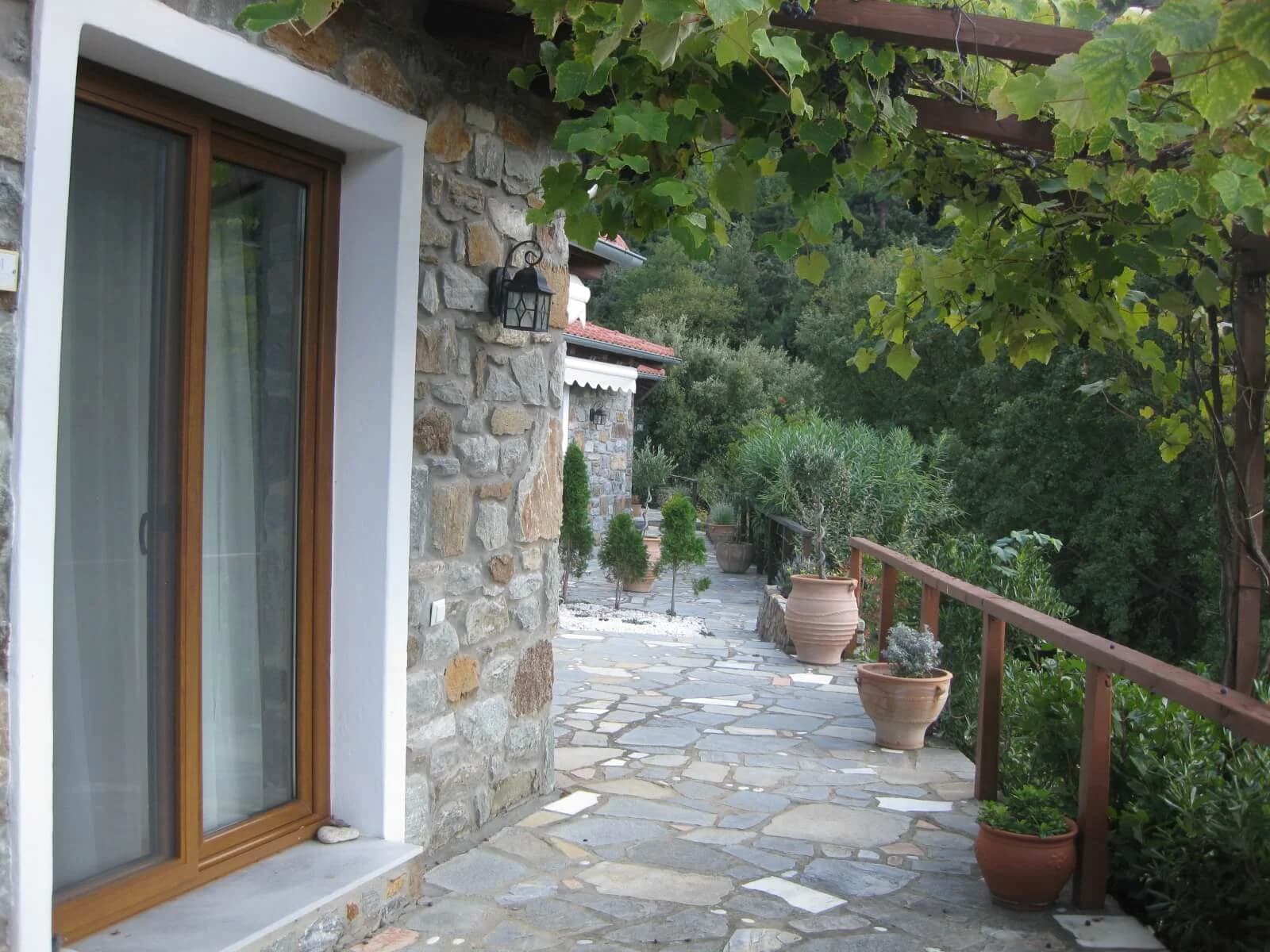 Modern Design & Quality Materials