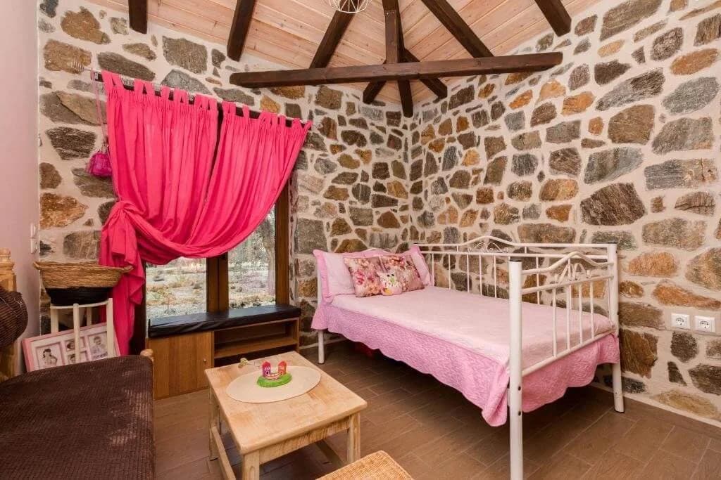 Gallery image 16 for Stone Houses 2